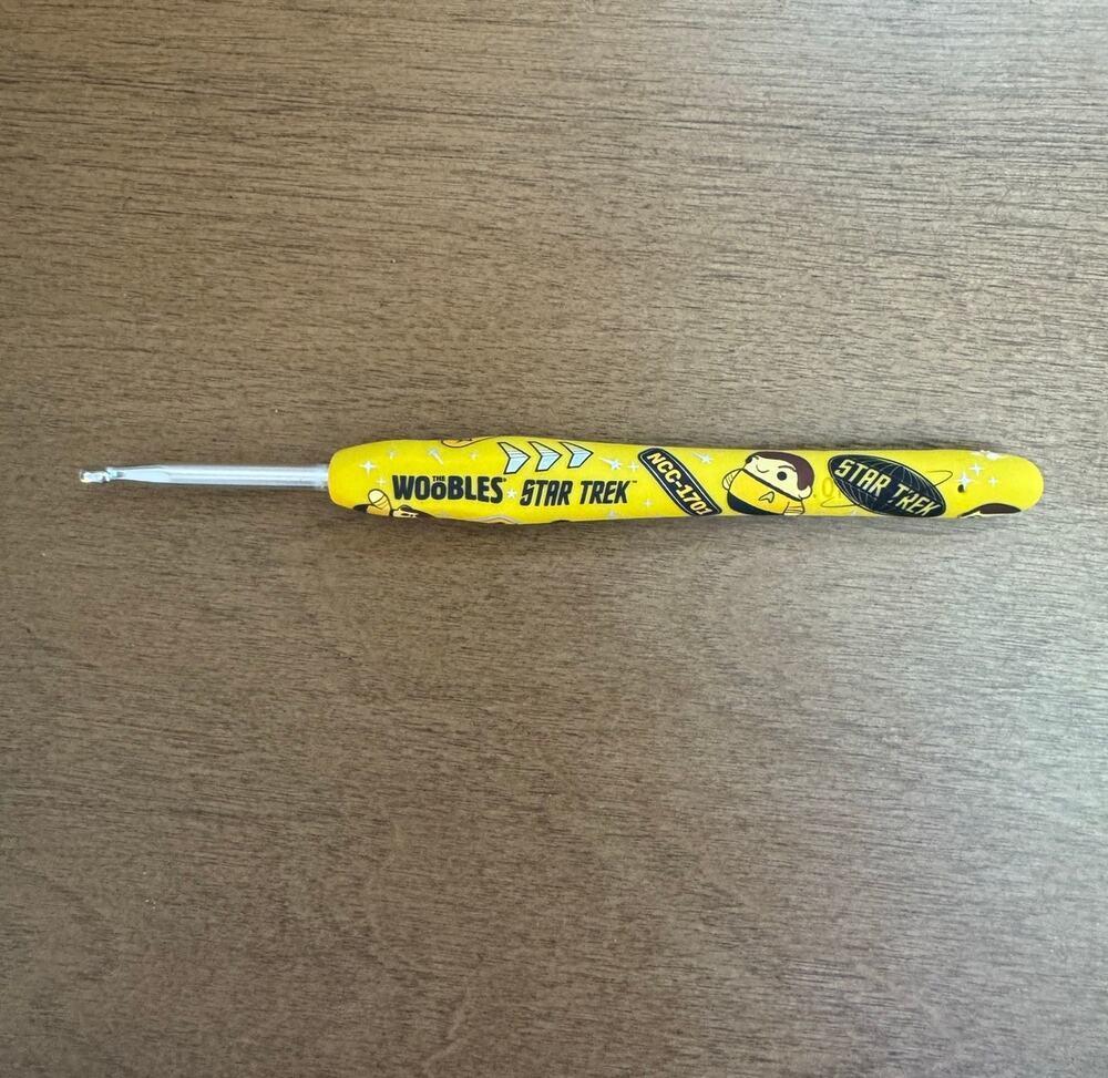 *Never Used* The Woobles Star Trek Captain Kirk Collectible 4mm Crochet Hook